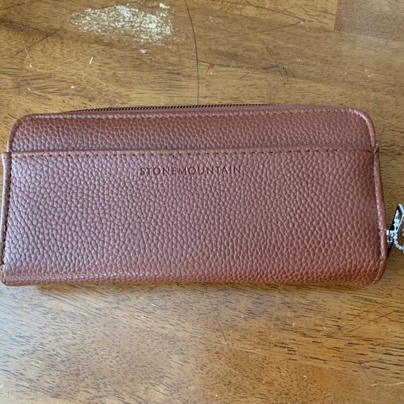 NWOT STONEMOUNTAIN Wallet Clutch Tan Brown - Picture 4 of 12